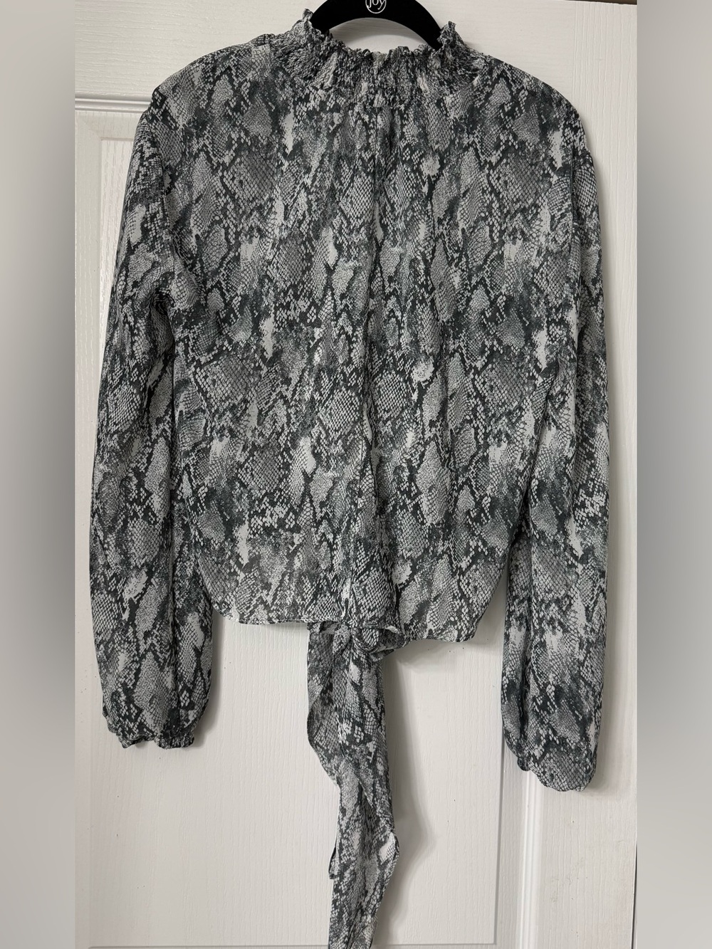 Vestique Gray and Black Snakeskin Tie-Front Blouse